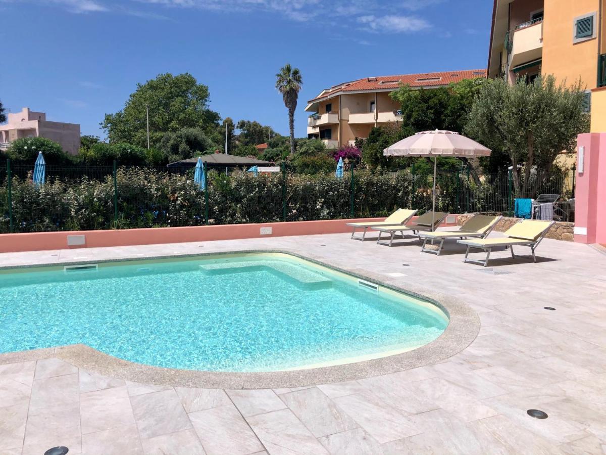 Apartment I Mirti Bianchi - Bilo 4 By Interhome Santa Teresa Gallura Buitenkant foto