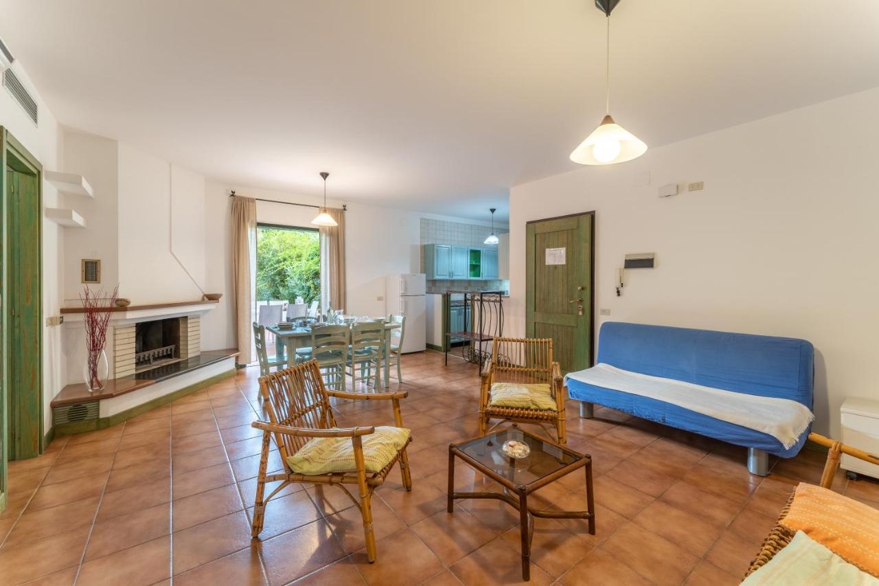 Apartment I Mirti Bianchi - Bilo 4 By Interhome Santa Teresa Gallura Buitenkant foto